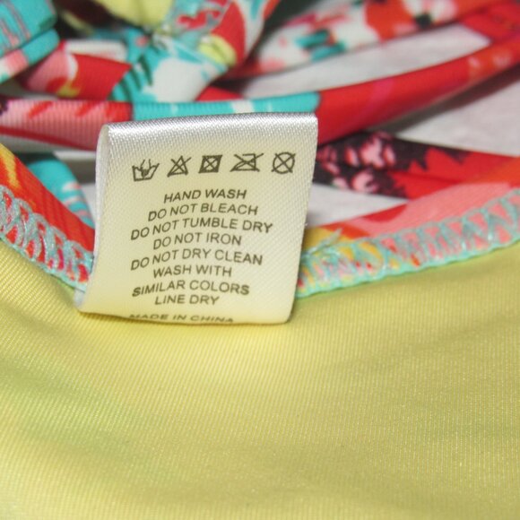 RELLECIGA Tropical Floral Cutout Bikini Top | Size XL - Picture 5 of 5